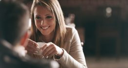 Dicas de sedução: como fazer o seu namorado ficar na sua mão!