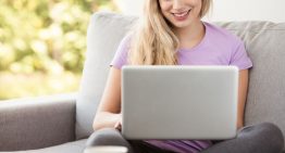 Entenda as vantagens do relacionamento online para mulheres